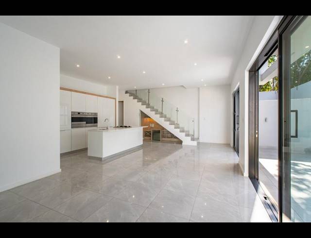 3 BEDROOM PROPERTY TO RENT IN BRYANSTON